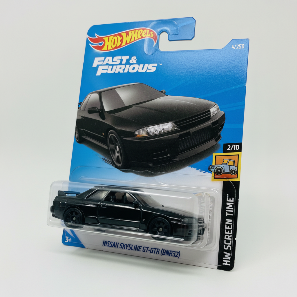 Nissan Skyline GT-R BNR32 neagră în ambalaj - vedere unghiulară